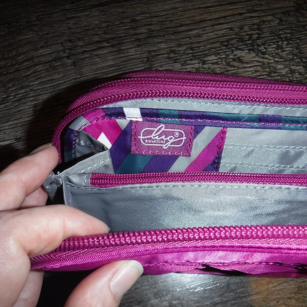 LUG Pink Quilted Wristlet Wallet Travel Organizer Pouch‎